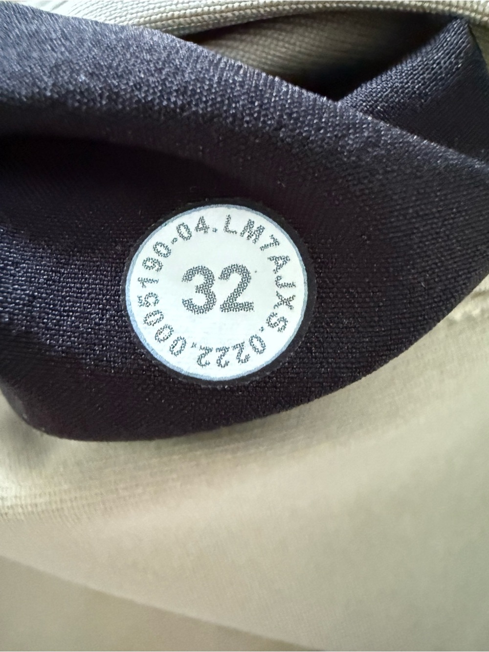 LULULEMON Commission Classic-Fit Short 7” *Warpstreme Men’s sz 32 in Khaki/Tan - Picture 10 of 10